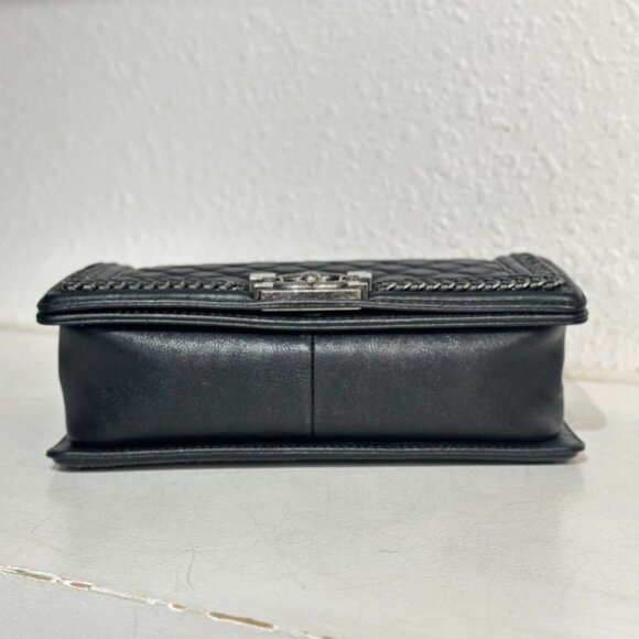 Chanel Black Leather Medium Boy Bag Shoulder Crossbody - Picture 5 of 9